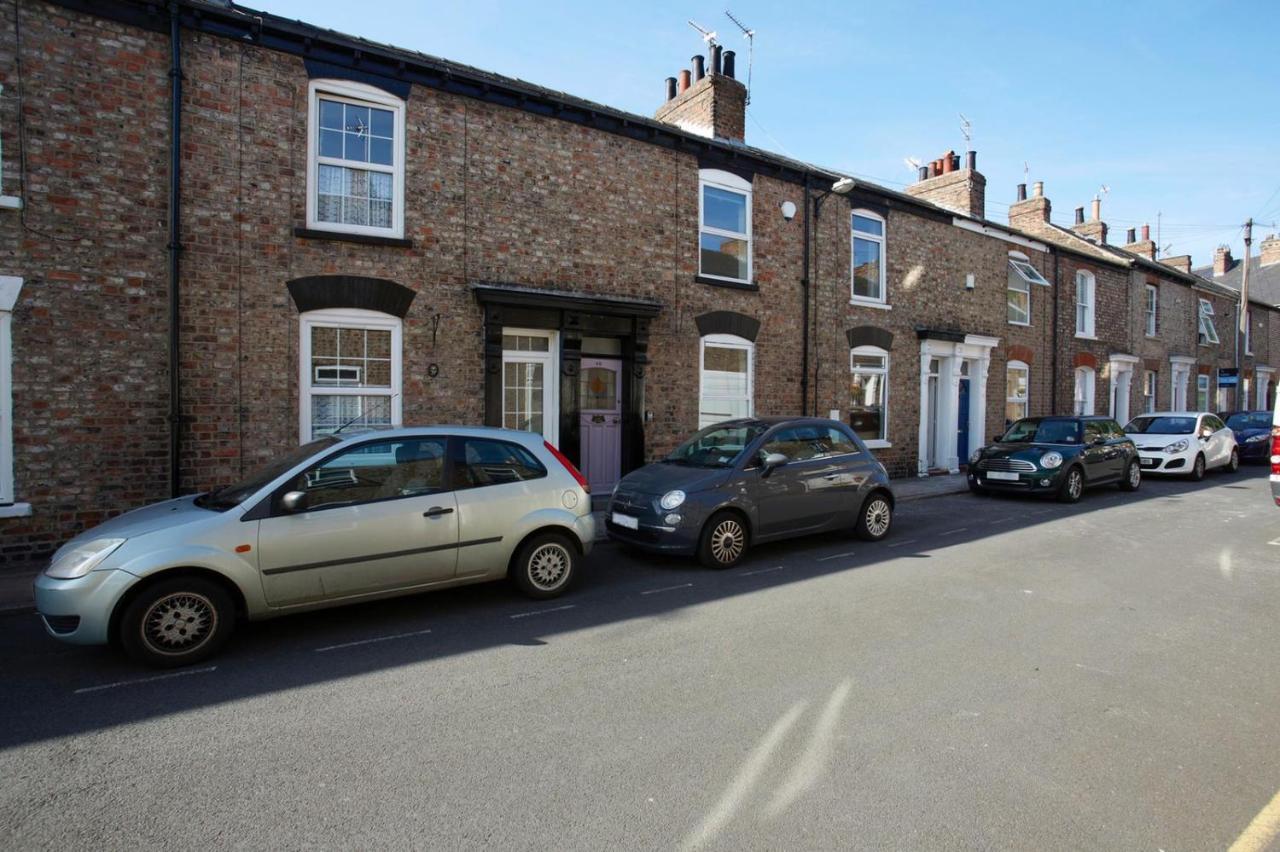 Stay In The Heart Of York At The Hampden - Free Parking - York Holiday Home Esterno foto