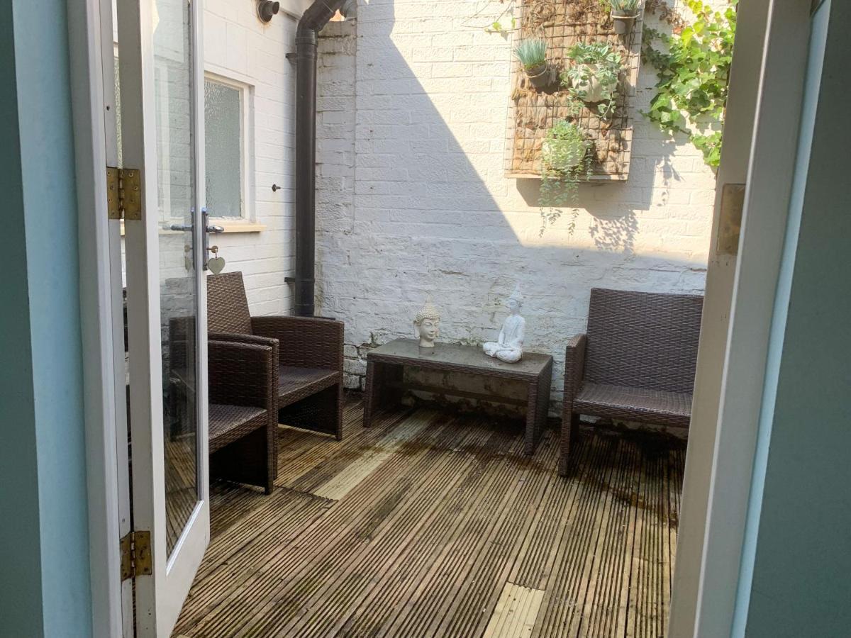 Stay In The Heart Of York At The Hampden - Free Parking - York Holiday Home Esterno foto