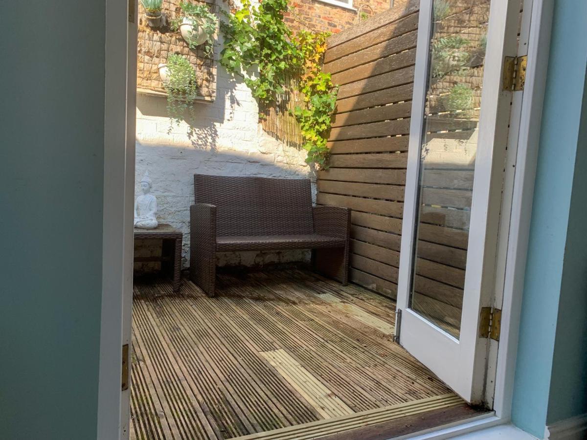 Stay In The Heart Of York At The Hampden - Free Parking - York Holiday Home Esterno foto