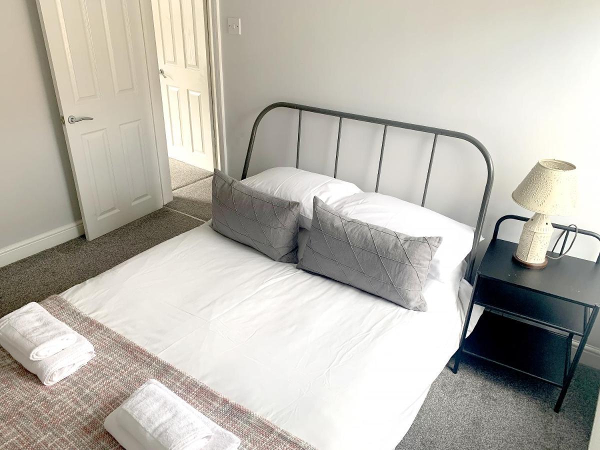 Stay In The Heart Of York At The Hampden - Free Parking - York Holiday Home Esterno foto