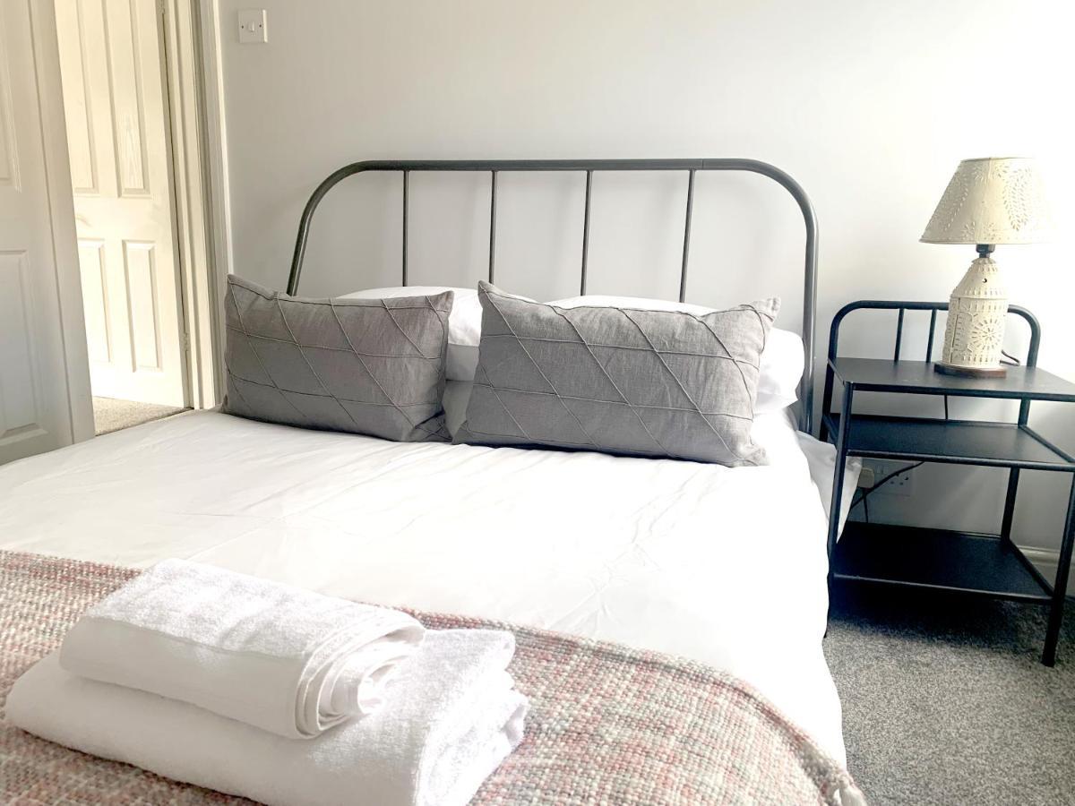 Stay In The Heart Of York At The Hampden - Free Parking - York Holiday Home Esterno foto