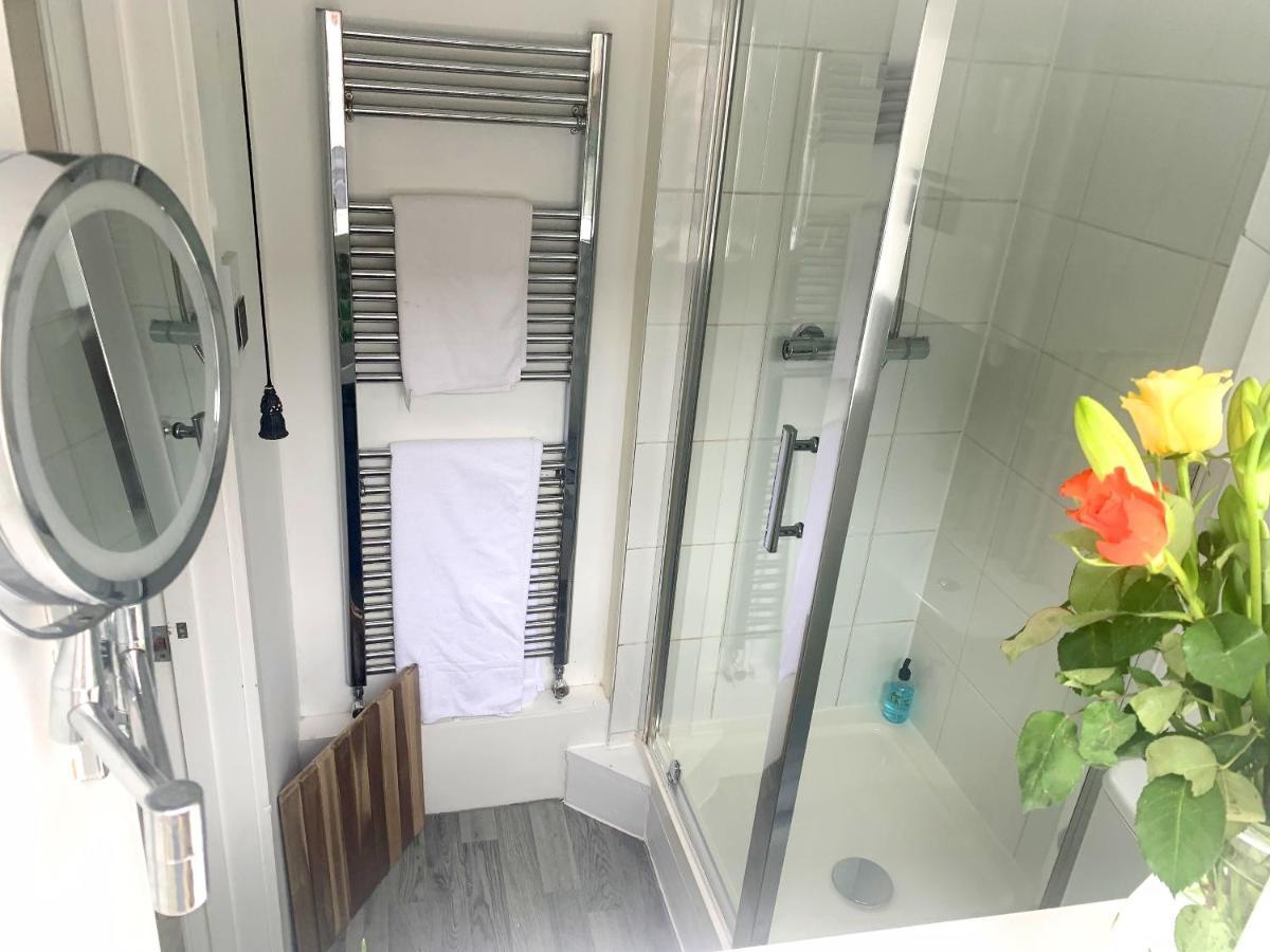 Stay In The Heart Of York At The Hampden - Free Parking - York Holiday Home Esterno foto