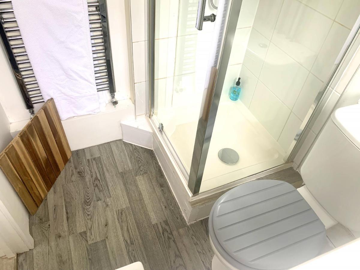 Stay In The Heart Of York At The Hampden - Free Parking - York Holiday Home Esterno foto